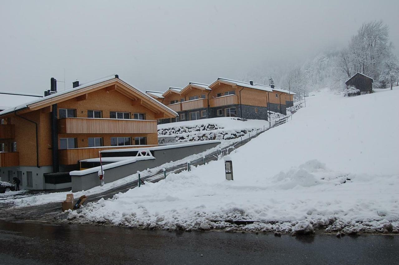 ヴァルト・アム・アールベルクWinwald - Arlberg Chaletsアパートメント エクステリア 写真